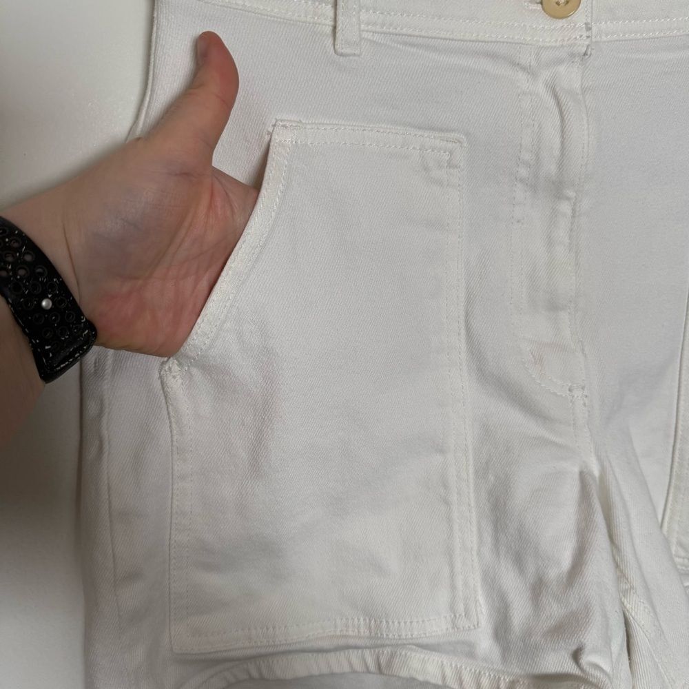 Aritzia Wilfred Free Modern Utility Short Womens Sz 10 White High Rise Denim - Picture 3 of 12